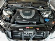 2006年メルセデスベンツS500(写真)