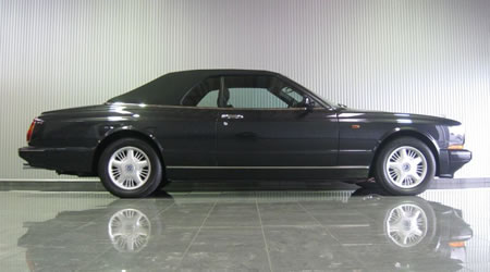 1997年ベントレーアズール(写真)