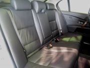 2003年BMW525iハイライン(写真)