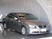 2003年BMW525iハイライン(写真)
