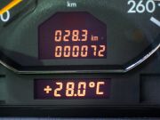 1999年メルセデスベンツSL320(写真)