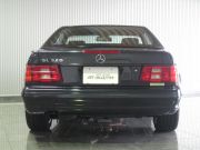 1999年メルセデスベンツSL320(写真)