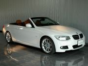 2010年BMW335Mスポーツカブリオレ(写真)