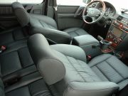 2007年AMG G55(写真)