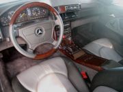1998年メルセデスベンツSL600(写真)