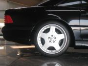 1998年メルセデスベンツSL600(写真)