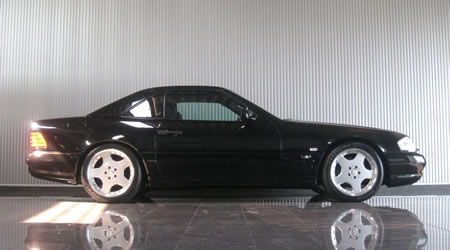 1998年メルセデスベンツSL600(写真)