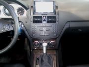 2009年メルセデスベンツC240アバンギャルS(写真)