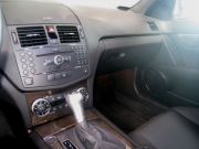 2009年メルセデスベンツC240アバンギャルS(写真)