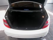 2009年メルセデスベンツC240アバンギャルS(写真)