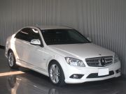 2009年メルセデスベンツC240アバンギャルS(写真)