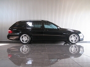 2005年AMG E55コンプレッサーワゴン(写真)