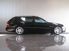 2005年AMG E55コンプレッサーワゴン