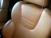 2005年アウディ RS6プラスーアバント(写真)