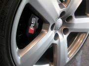 2005年アウディ RS6プラスーアバント(写真)