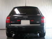 2005年アウディ RS6プラスーアバント(写真)