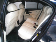 2005年BMW M5(写真)