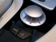 2005年BMW M5(写真)