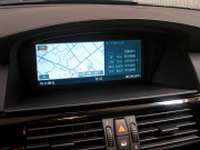 2005年BMW M5(写真)