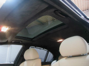 2005年BMW M5(写真)