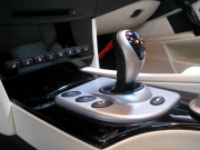 2005年BMW M5(写真)