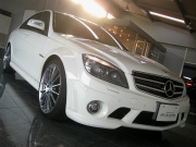 2009年 AMG C63 パフォーマンスパッケージ(写真)