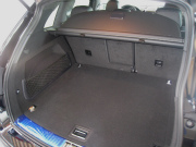 新車 ポルシェ カイエンターボ(写真)