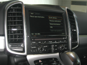 新車 ポルシェ カイエンターボ(写真)