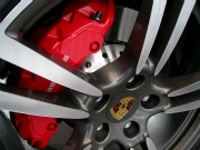 新車 ポルシェ カイエンターボ(写真)