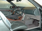 2000年　メルセデスベンツ　SL500(写真)