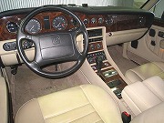 1994年　ベントレーターボR(写真)