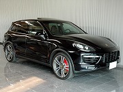 新車カイエンターボドイツ本国仕様(写真)