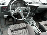 1987年BMW635CSI(写真)