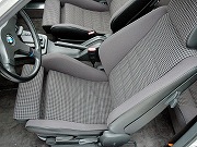 1987年BMW635CSI(写真)