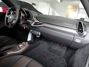 2011年フェラーリ458イタリヤ(写真)