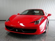 2011年フェラーリ458イタリヤ(写真)