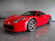 2011年フェラーリ458イタリヤ(写真)