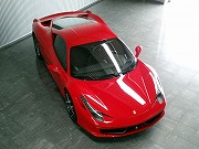 2011年フェラーリ458イタリヤ(写真)