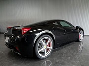2012年フェラーリ458イタリヤ(写真)