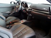 2012年フェラーリ458イタリヤ(写真)