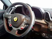 2012年フェラーリ458イタリヤ(写真)