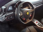 2012年フェラーリ458イタリヤ(写真)