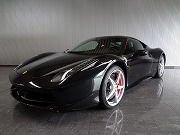 2012年フェラーリ458イタリヤ(写真)