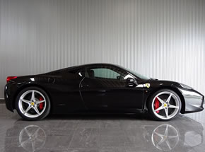 2012年フェラーリ458イタリヤ