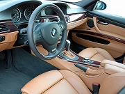 2007年 BMW 335ツーリング インディビデュアル(写真)