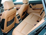 2007年 BMW 335ツーリング インディビデュアル(写真)