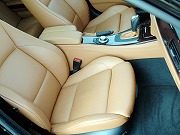 2007年 BMW 335ツーリング インディビデュアル(写真)