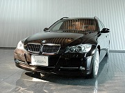 2007年 BMW 335ツーリング インディビデュアル(写真)