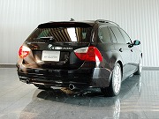 2007年 BMW 335ツーリング インディビデュアル(写真)