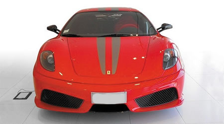 2009年 フェラーリ430スクーデリア(写真)